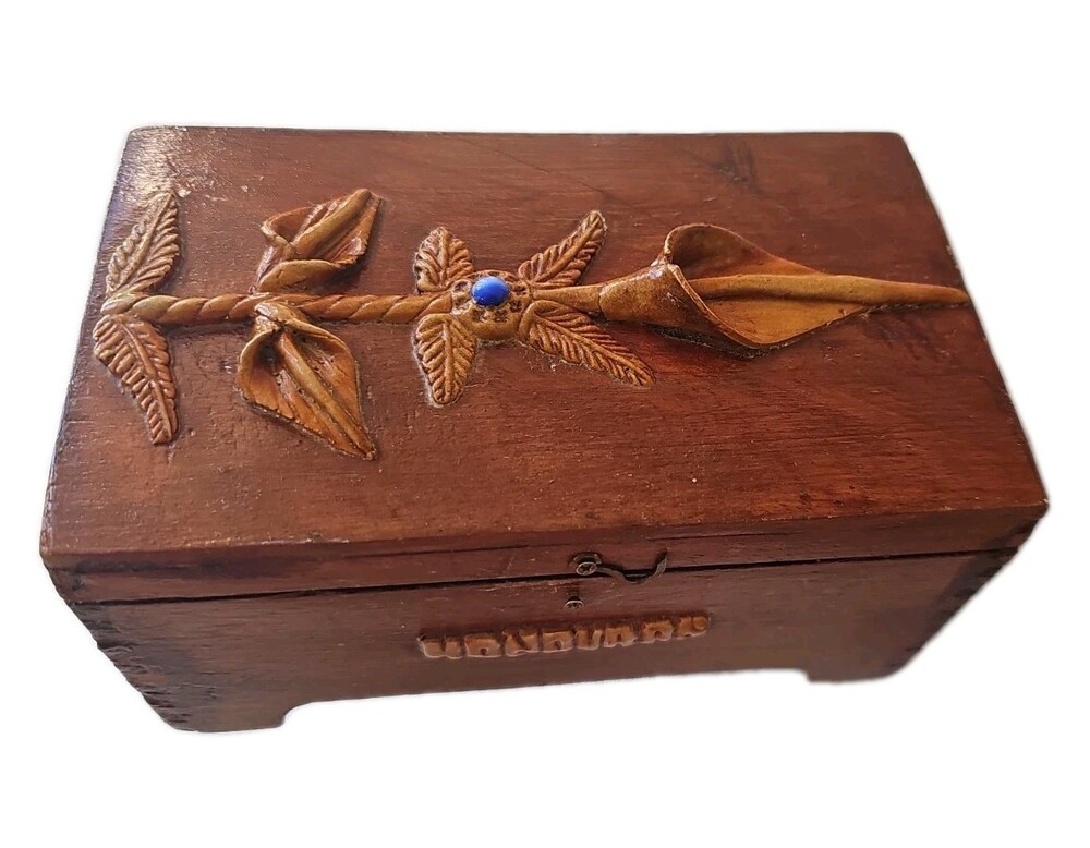 Vintage Honduras Hand Carved Wooden Trinket Box Floral Jewelry Keepsake Box
